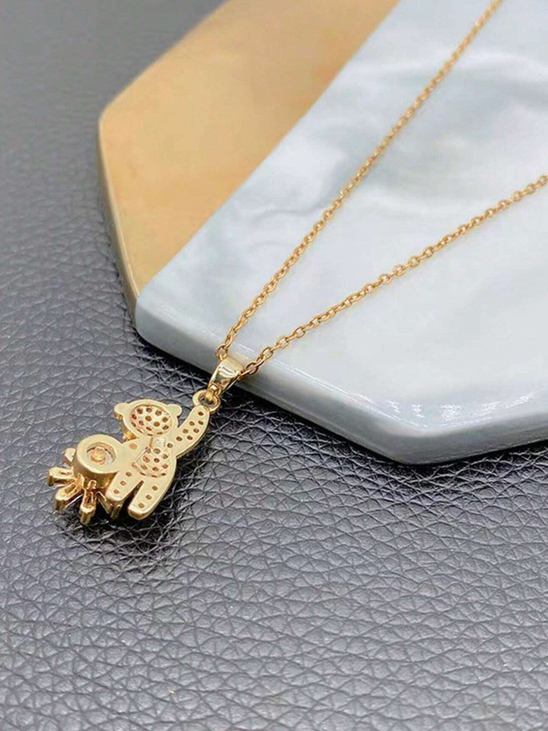 Teddy Twirl Gold Necklace