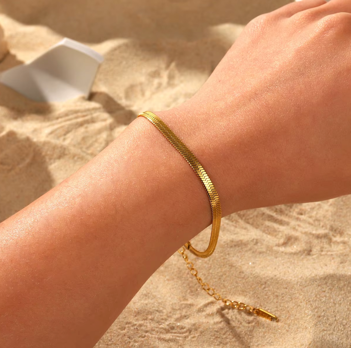 Serpente Gold Bracelet