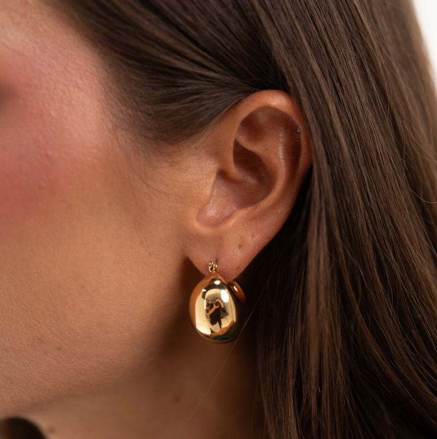 Drops Gold Earrings