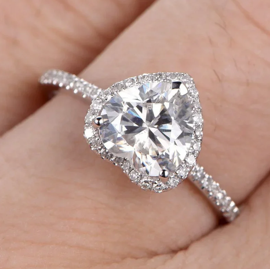 White Heart Glow Ring