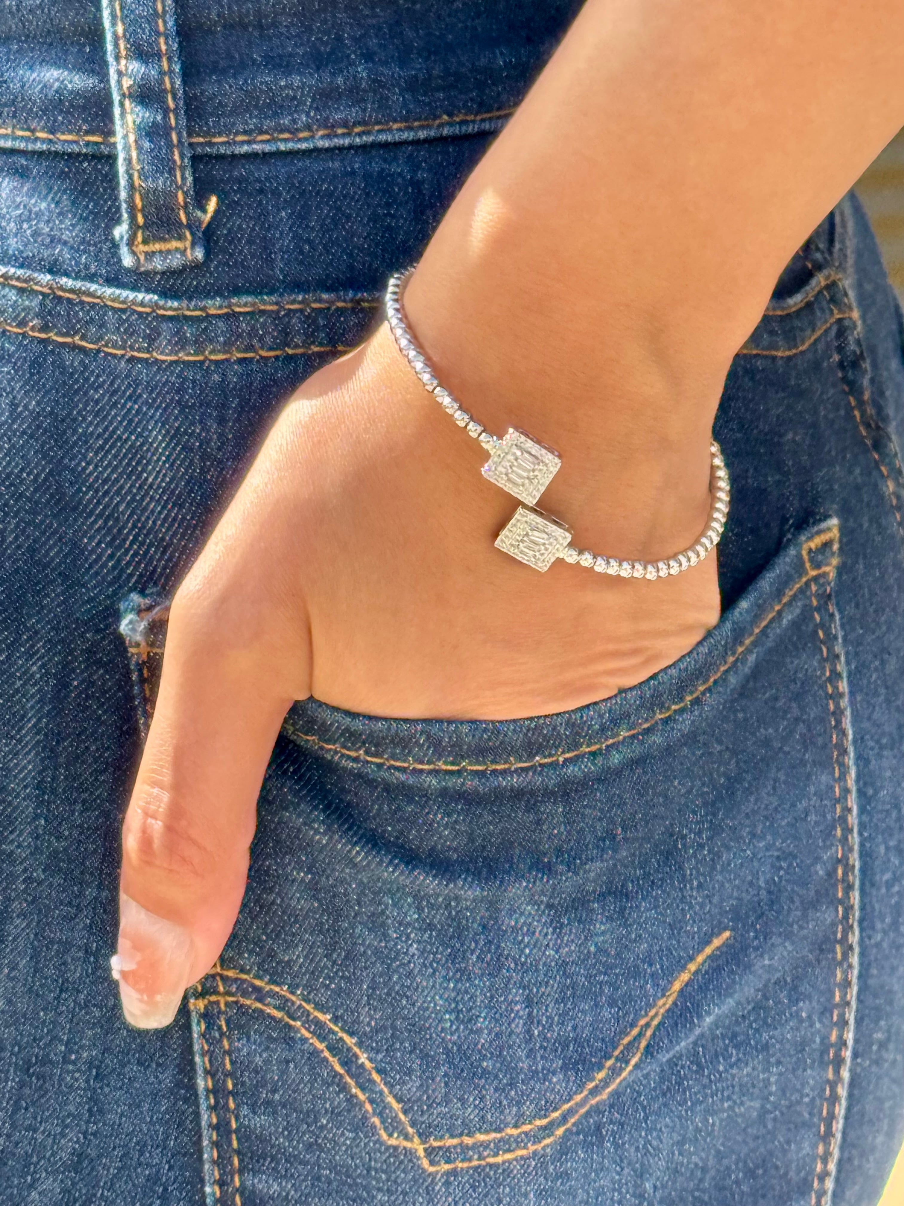 Eclipse Silver Bangle