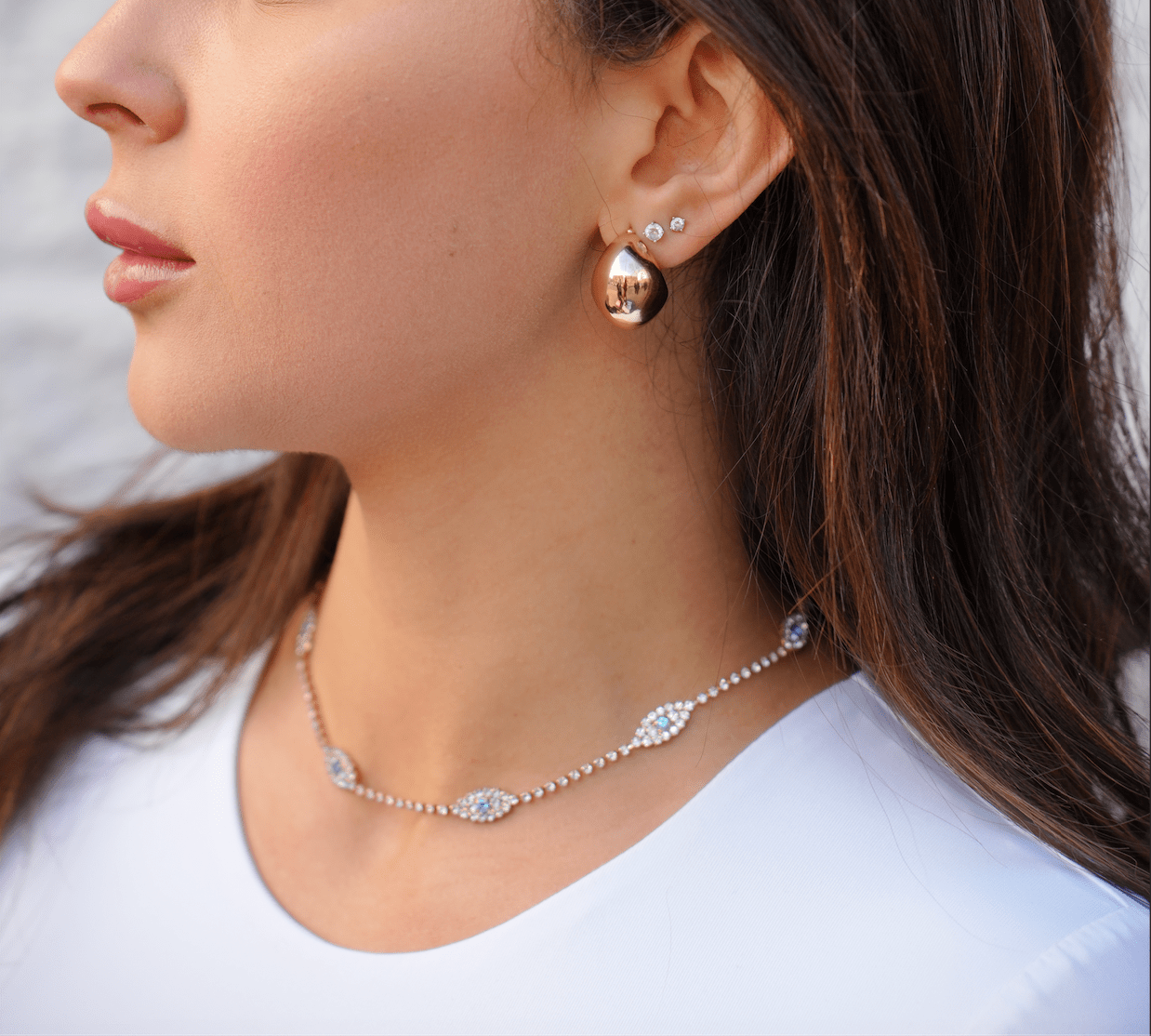 Dazzling Eye Choker