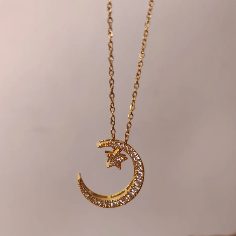 Gold Moonbeam Necklace